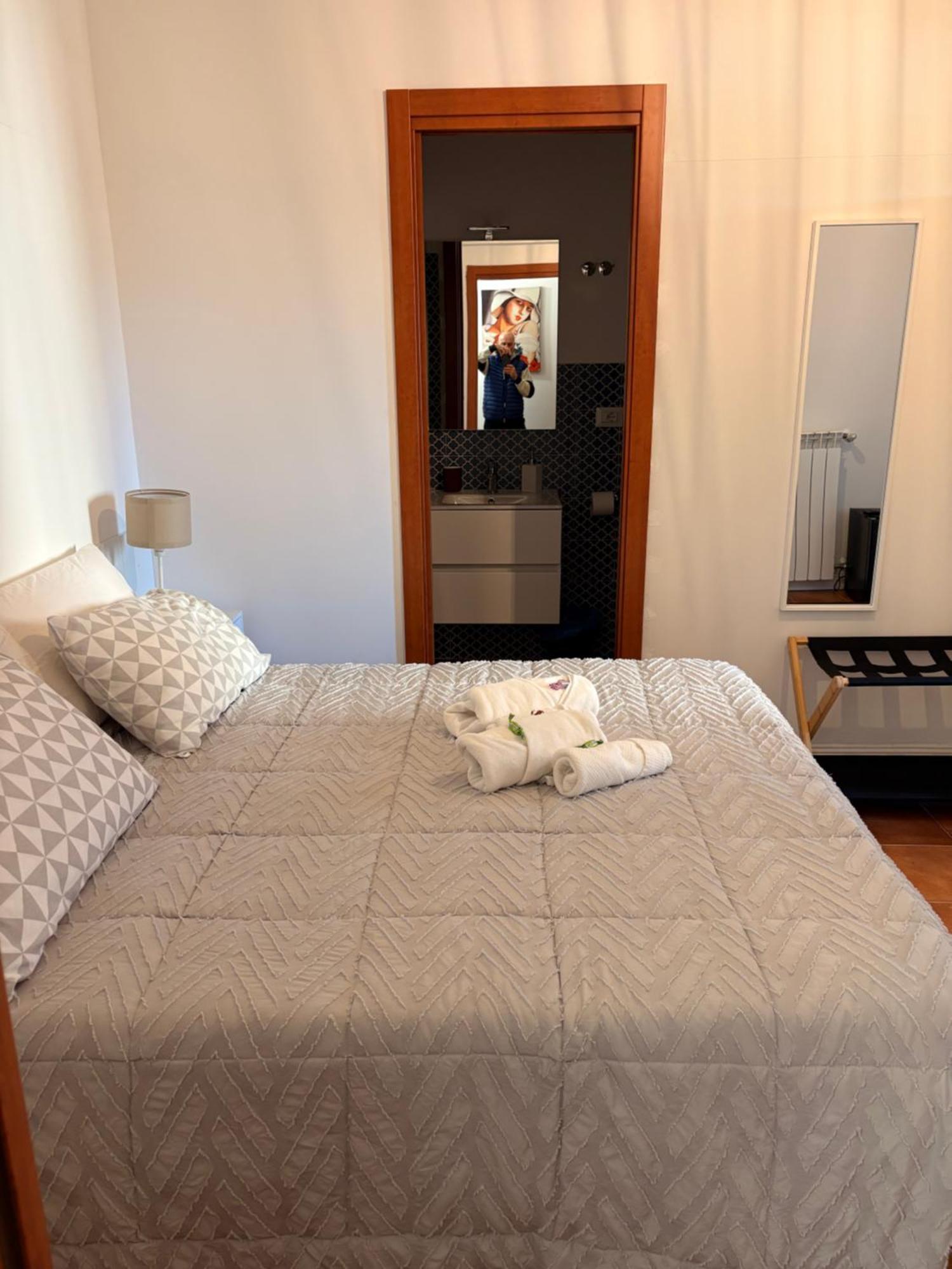 Aniene Home Roma Exteriör bild